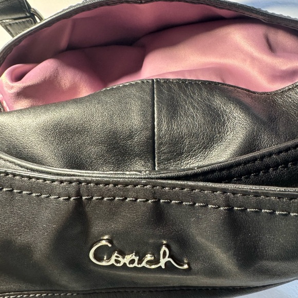 Coach Black Leather Duffle/Shoulder Hobo Bag Cursive Logo - Picture 2 of 8